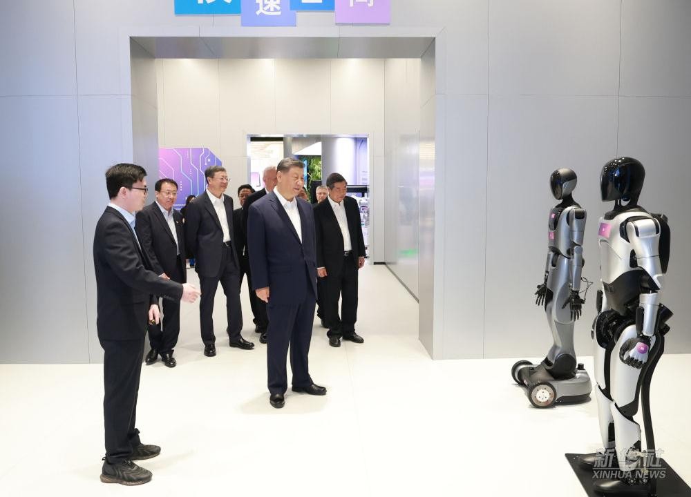 习近平总书记到上海调研，BG真人代表具身智能行业汇报进展